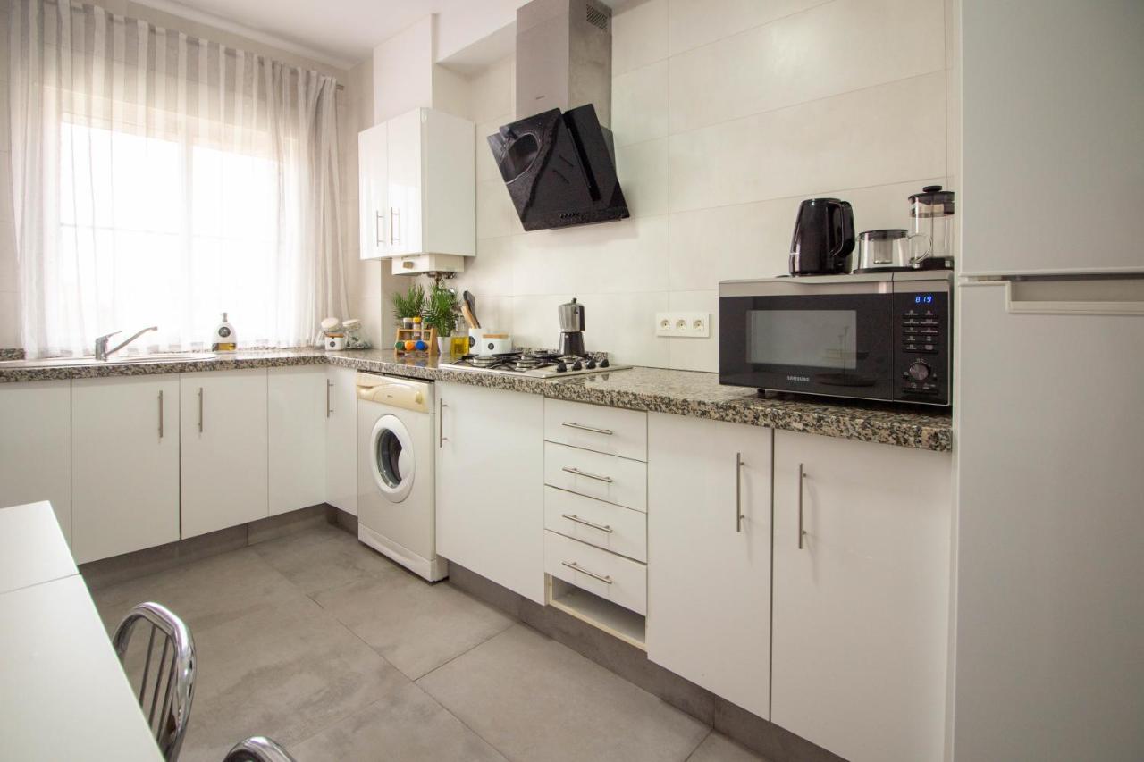 White Dreams Next To The Sea Apartment อัลการ์โรโบ คอสตา ภายนอก รูปภาพ
